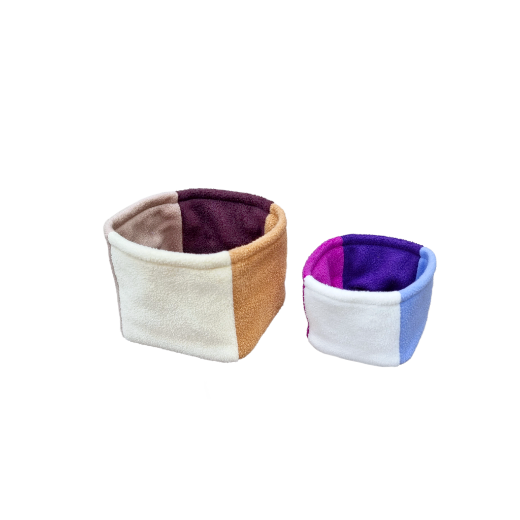 small and large basic pods in brown and purple colours